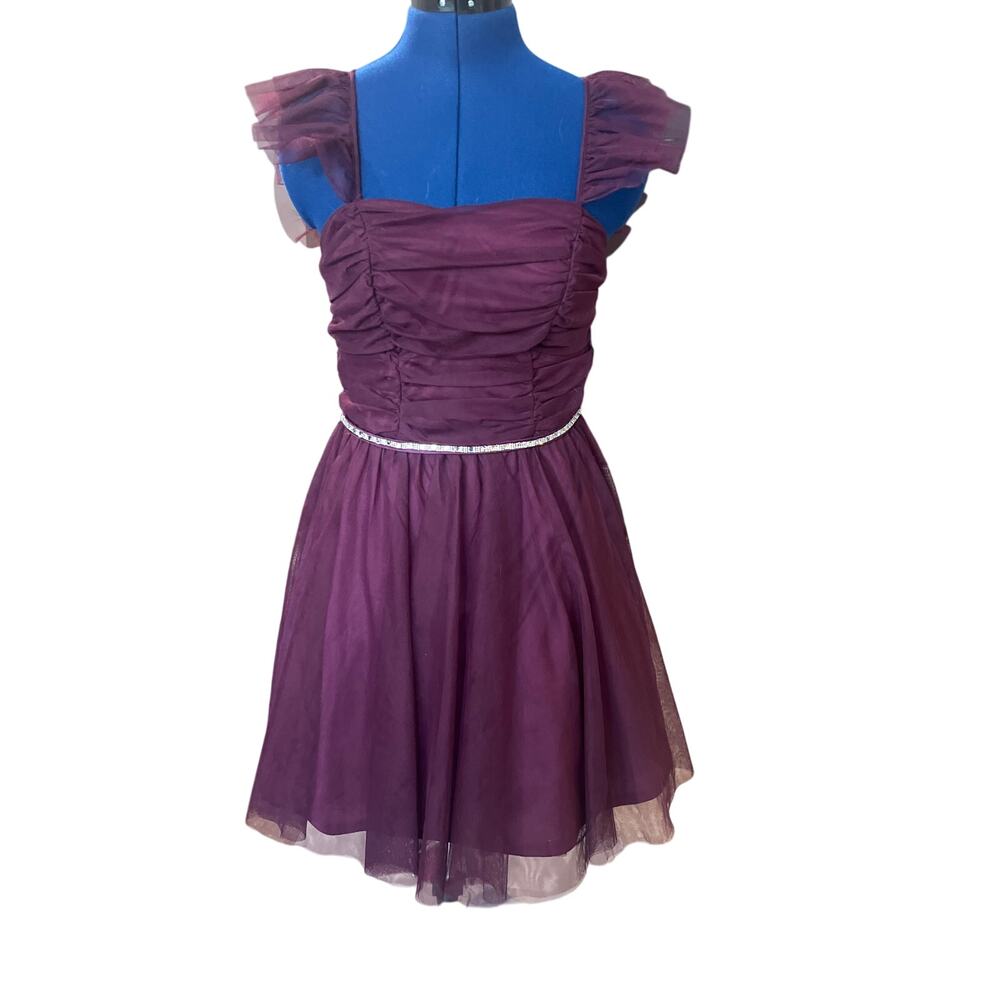 City Studio Size 7 Fit and Flare Plum Dress Removeable Rhinestone Belt Ruffles